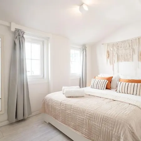 The White Principe Real *